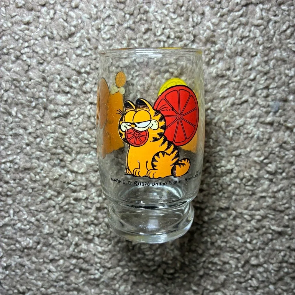 Vintage Anchor Hocking Garfield Juice Set 1978 Glass Carafe Glasses Cup 5 Pc Set